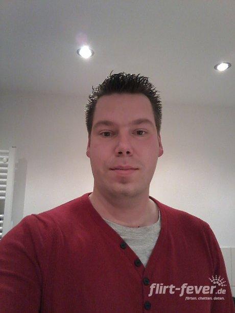 Profil - David2530 - flirt-fever.de - flirten. chatten. daten.