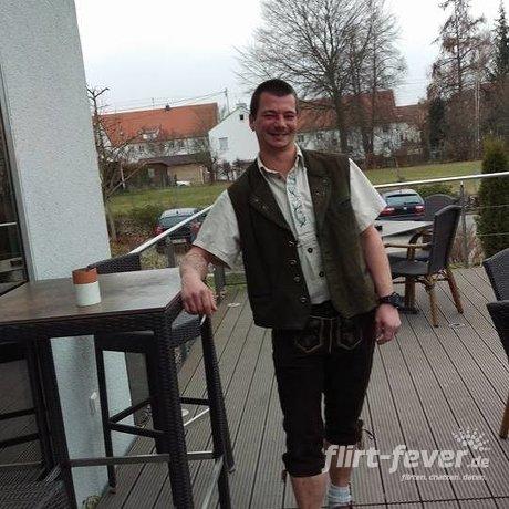 Flirtzeichen bei frauen Die Flirtzeichen der Frau richtig deuten, Dating Psychologie