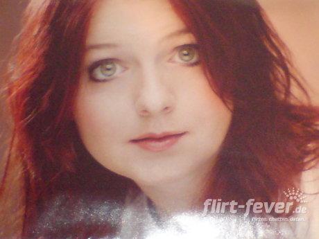 Mädchen chatten flirten