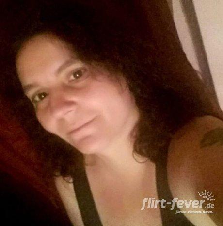 Frau schreiben flirt