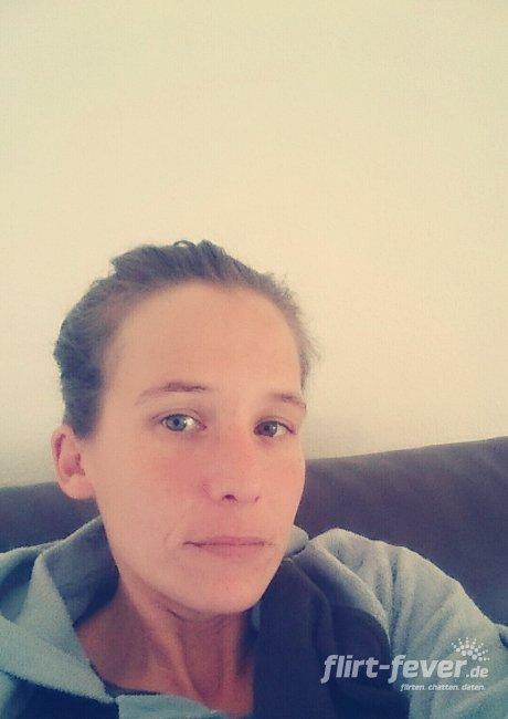 flirt signale mann Flirtsignale richtig erkennen und deuten kennst du das du verbringst ein wunderschönes erstes date mit einem mann, es knistert zwischen euch während eures flirts lacht ihr viel gemeinsam und versteht euch prächtig dennoch bist du dir unsicher, ob er nur flirten oder doch vielleicht mehr will erfahre hier, wie du die. flirt signale mann Flirtsignale richtig erkennen und deuten kennst du das du verbringst ein wunderschönes erstes date mit einem mann, es knistert zwischen euch während eures flirts lacht ihr viel gemeinsam und versteht euch prächtig dennoch bist du dir unsicher, ob er nur flirten oder doch vielleicht mehr will erfahre hier, wie du die.
