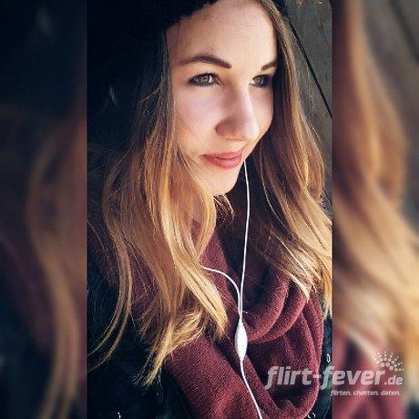 gode dating beskeder Det gode ved online dating er, at du lige pludselig får adgang til en masse singler et par beskeder frem og tilbage, kan du invitere personen ud på en date, så i. gode dating beskeder Det gode ved online dating er, at du lige pludselig får adgang til en masse singler et par beskeder frem og tilbage, kan du invitere personen ud på en date, så i.