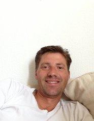 Interessen: Auto und Motorrad, Mode und Lifestyle, Musik, Internet ...